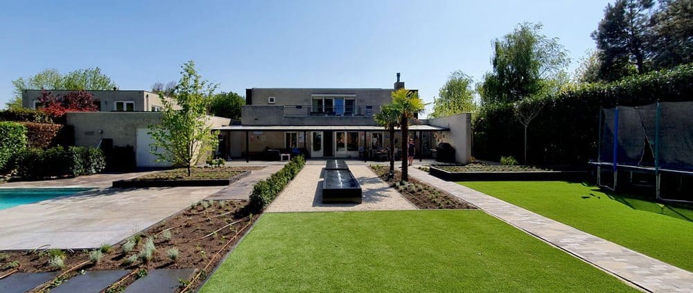 Grote achtertuin renovatie Tilburg