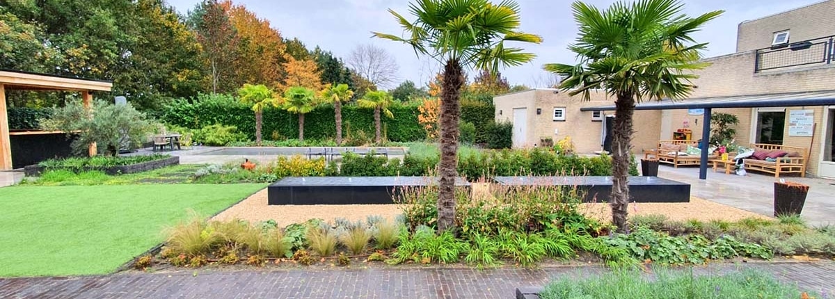 Luxe villatuin in Tilibrh, aangelegd door Van Hout Tuinprojecten uit Rosmalen