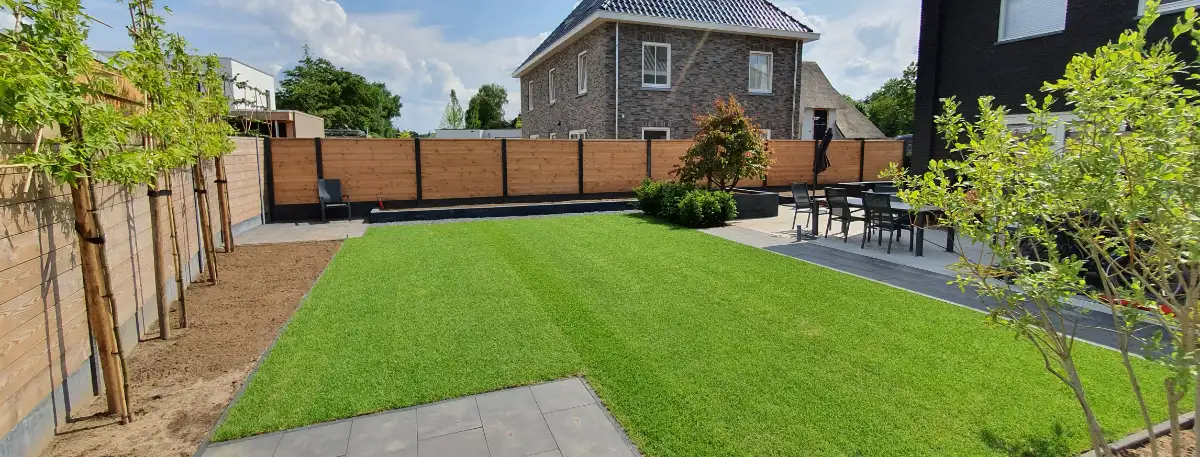 tuinrenovatie met plungepool