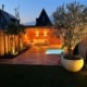 nieuwbouw tuin met overkapping mediterrane sfeer ibiza