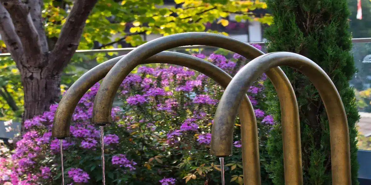 Van Hout Tuinrprojecten kan helpen bij het aanleggen van een Cosmic Future-tuin
