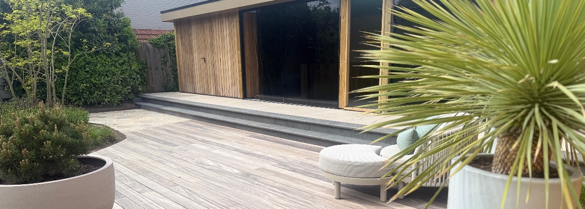 houtwerken-van-hout-tuinprojecten-overkapping-vlonder